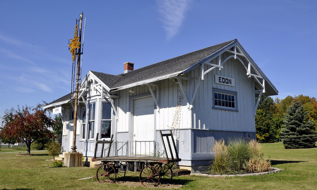 Edon, Ohio The former Wabash Railway depot built in 1893 s… Flickr