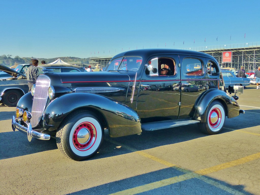 1935 Oldsmobile Six 4Door Sedan Pomona Classic Car Show &… Flickr