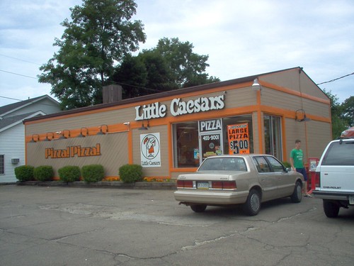 Little Caesars' Erie, PA The quaint Little Caesars' in E… Flickr