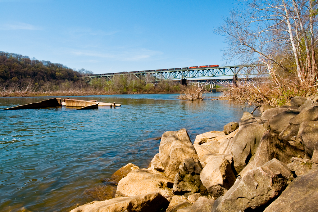 BLE908N_Harmonville John Ireland Flickr