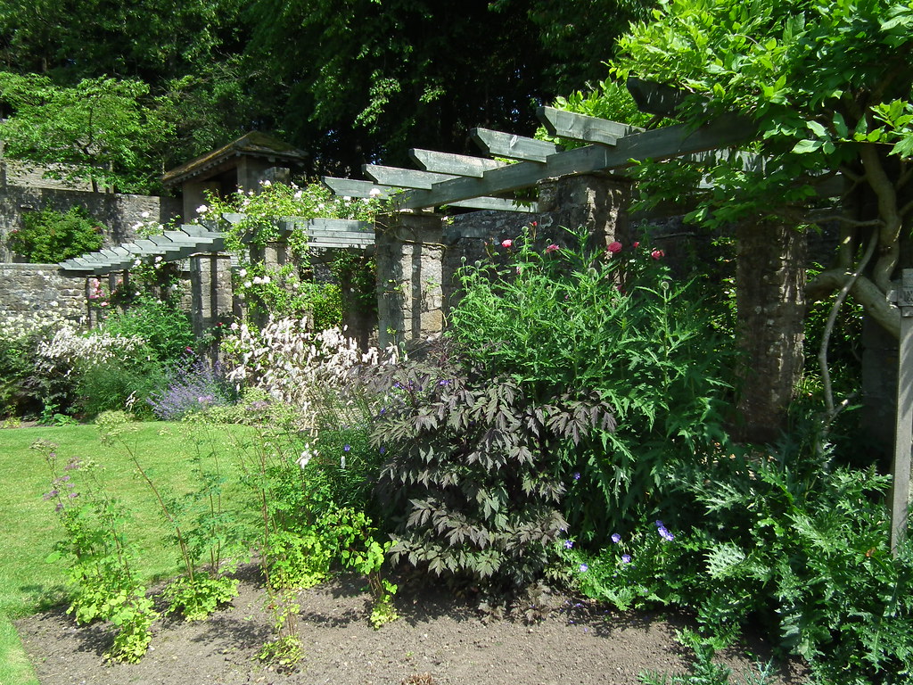 DSCF3482 Parcevall Hall Gardens, Wharfedale Parcevall Hall… Flickr