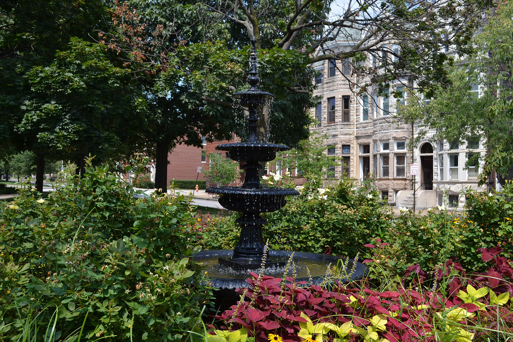 Eutaw Place Fountain Monument City Flickr