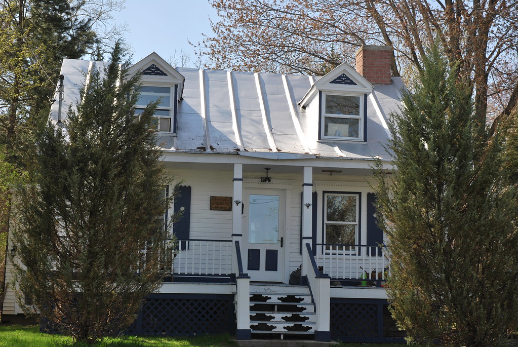 2077, rue de l'ÎledelaVisitation (AhuntsicCartierville… Flickr