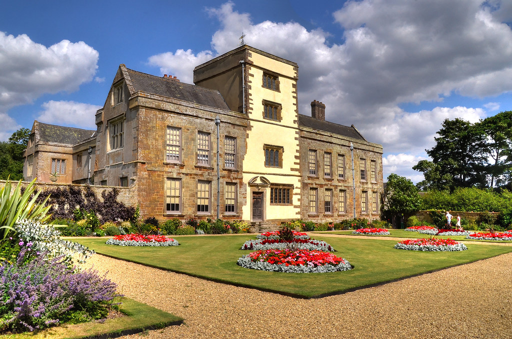 Canons Ashby, Northamptonshire Canons Ashby House is an El… Flickr
