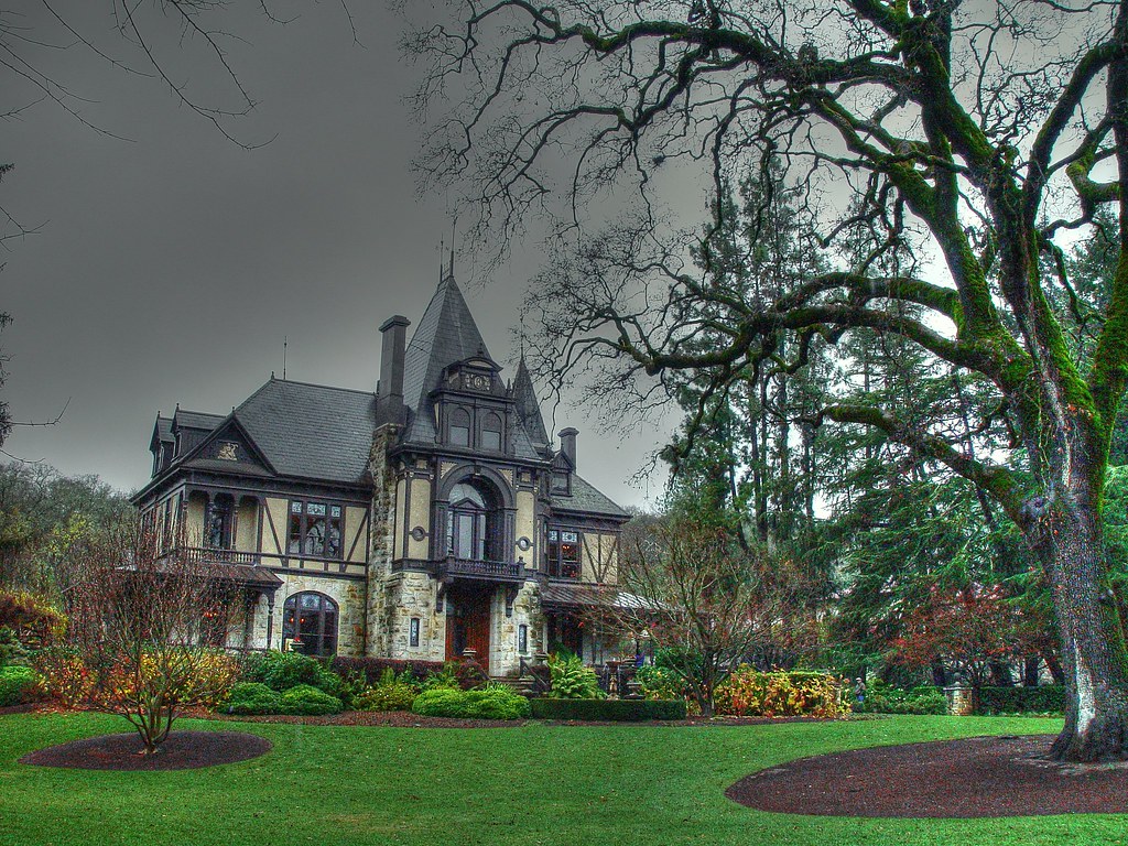 Beringer Estate The beautiful Gothic/2nd Empire mansion of… Flickr