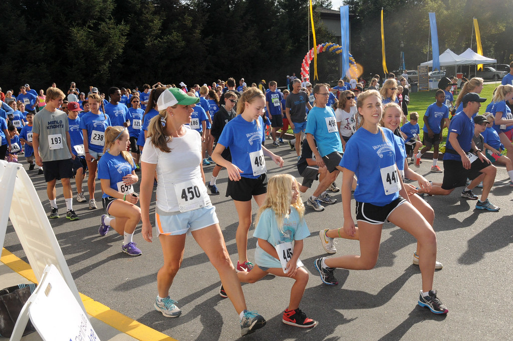 JS20130928014.jpg Menlo School hosts the Valpo Fun Run, a… Flickr