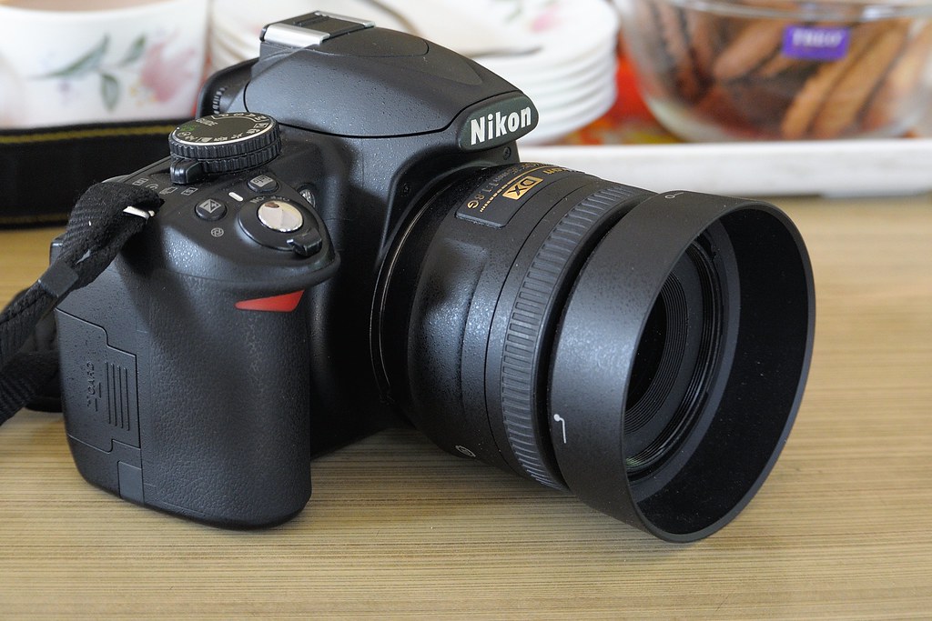 Nikon D3100 + Nikkor AFS 35mm f/1.8 Nadir Hashmi Flickr