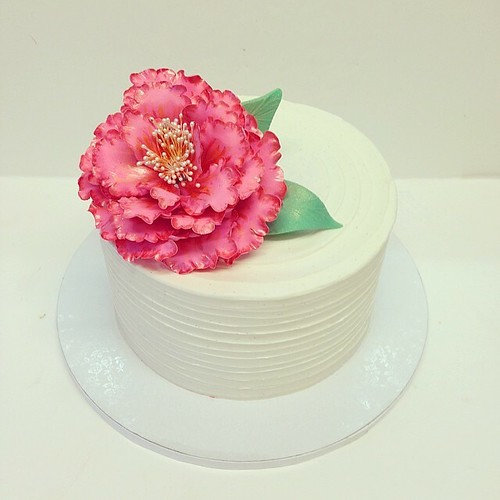 Peony sugar flower birthday cake polkadotscupcakefactory Flickr