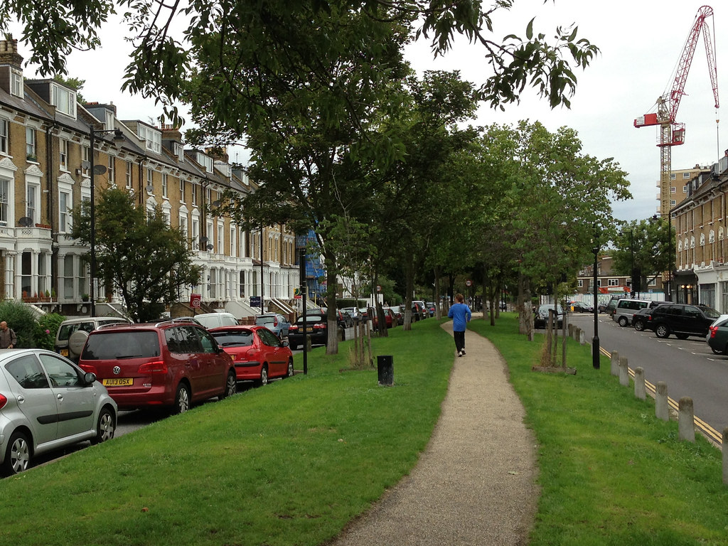 Petherton Road This lawn follows the culverted New River, … Flickr
