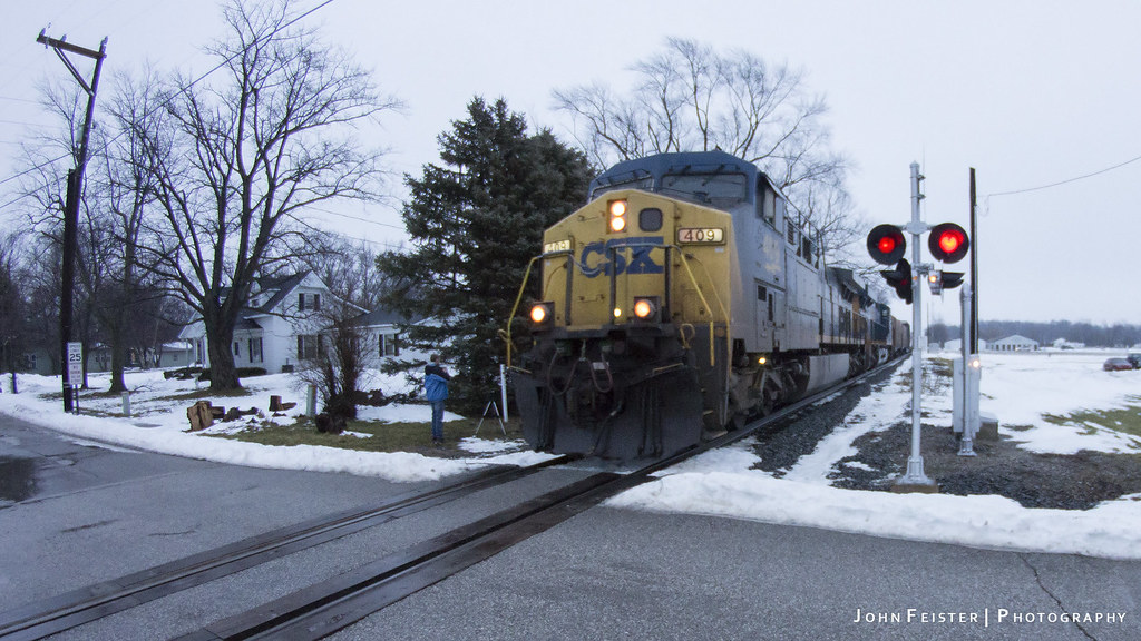 CSX 409 Q642 Lizton, Indiana I kind of botched the fish… Flickr