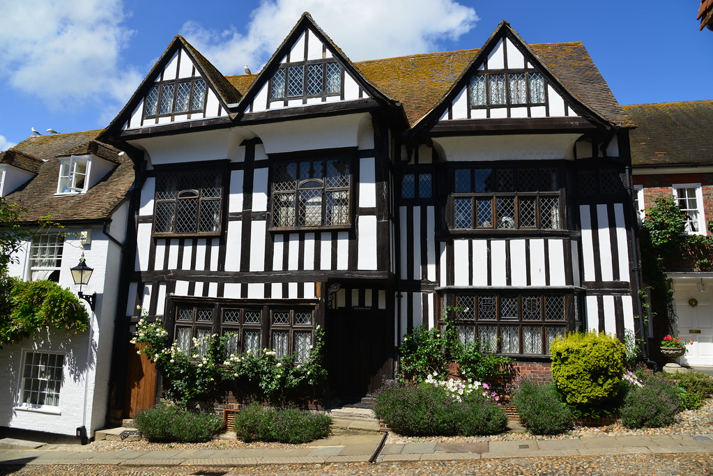 Rye, East Sussex, UK Mermaid Street, Hartshorn House. Old … Flickr
