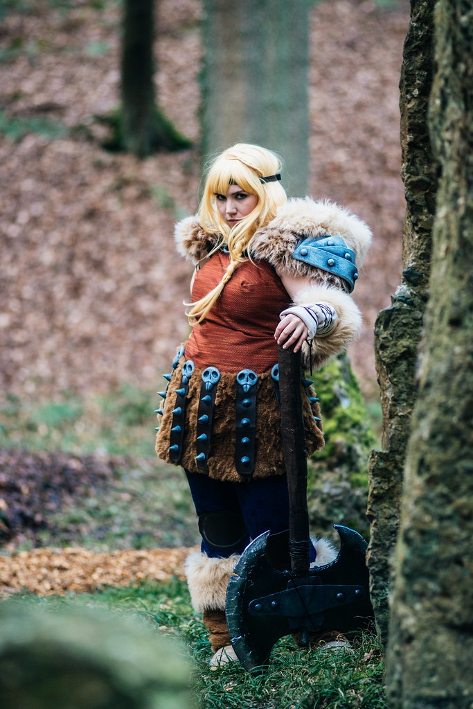 Astrid from How To Train Your Dragon 2 Cosplay by Peyton … Flickr