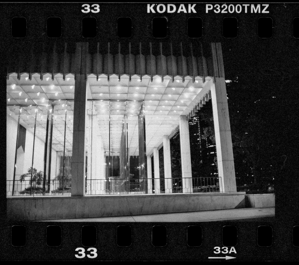 Detroit T3200 Roll 2 exp. 33 Detroit, Michigan Martin J. Hogan Flickr