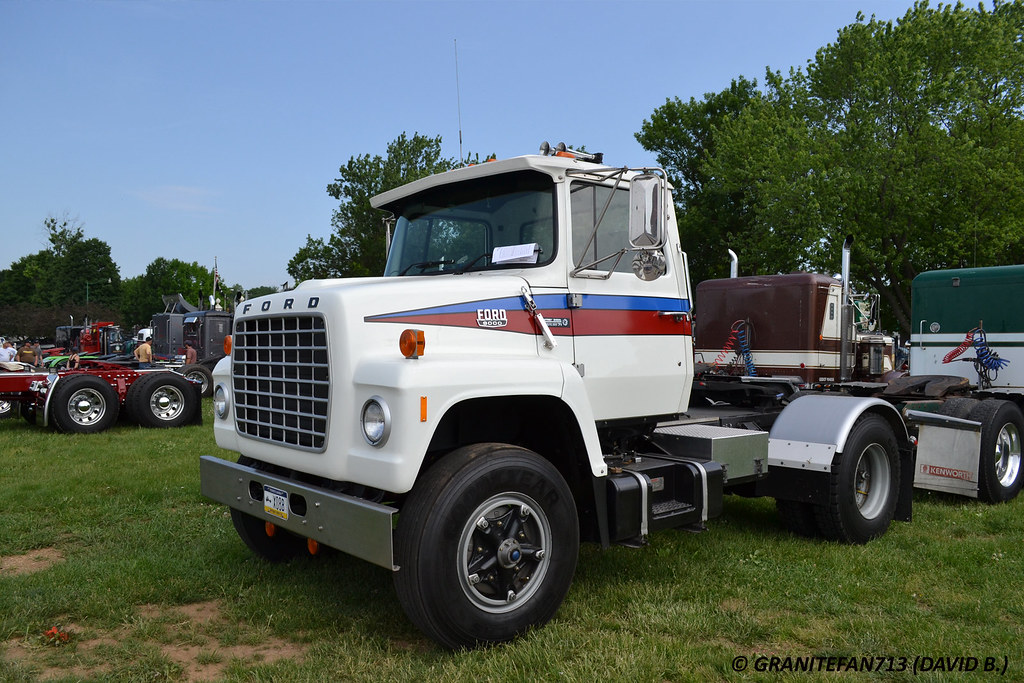 Ford 9000 Single Axle Tractor a photo on Flickriver
