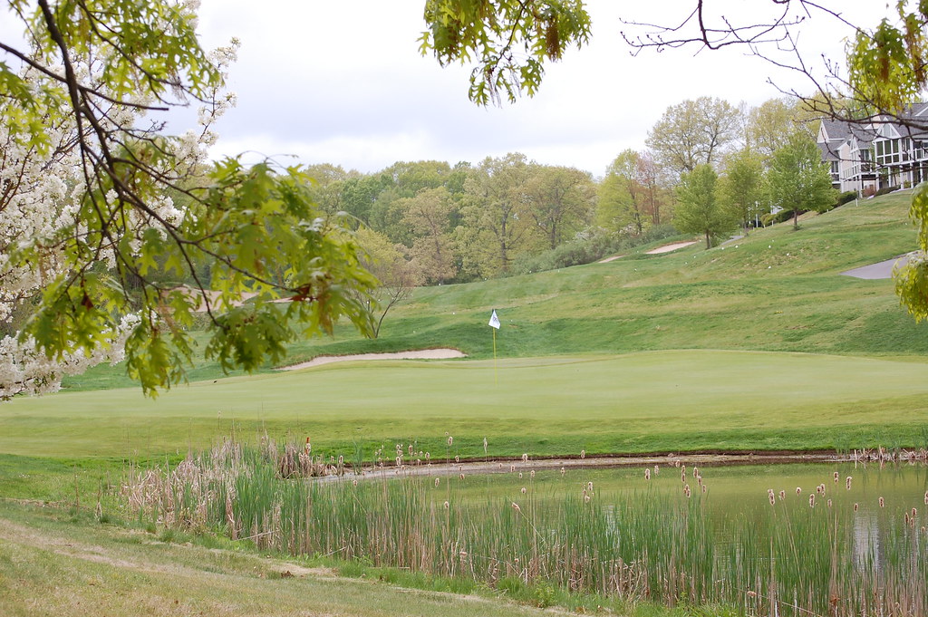 TPC River Highlands, Hole 13 TPC River Highlands, Cromwel… Flickr