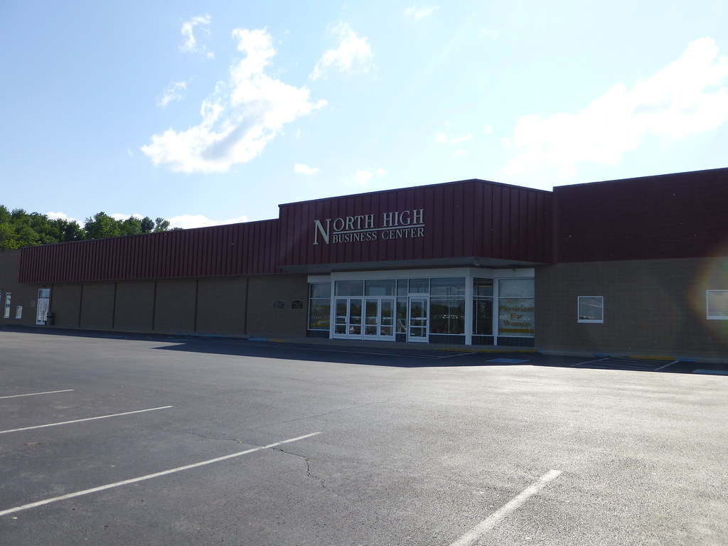 Original Kmart of Hillsboro A 1980s design Kmart store tha… Flickr