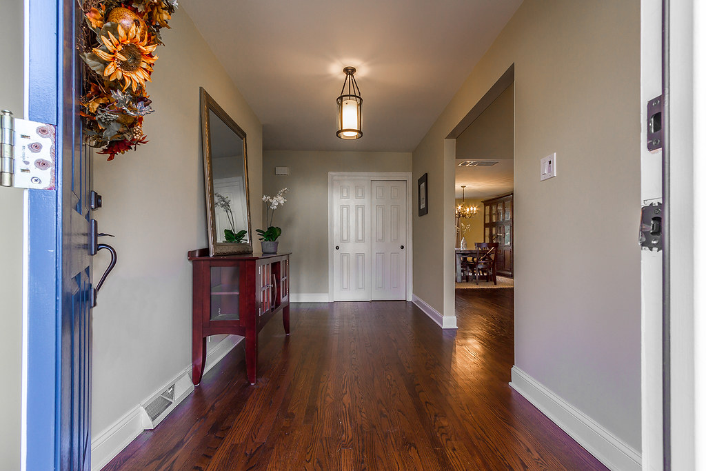 foyer 01 224 East Maple Ave. Moorestown, NJ Sam Lepore Sam Lepore