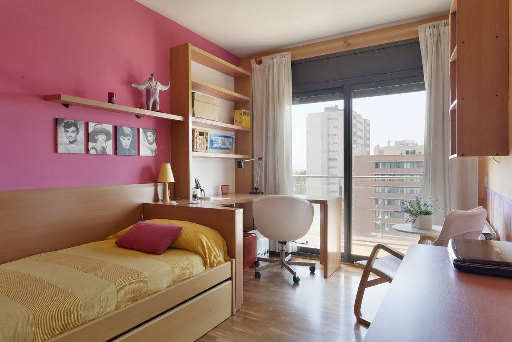Good sized apartment in Diagonal Mar, Barcelona, near Mar … Flickr
