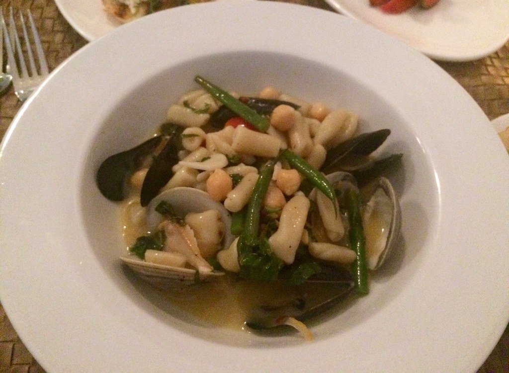 Strascinati Little Neck Clams, Mussels, EVOO, Garlic, Cher… Flickr