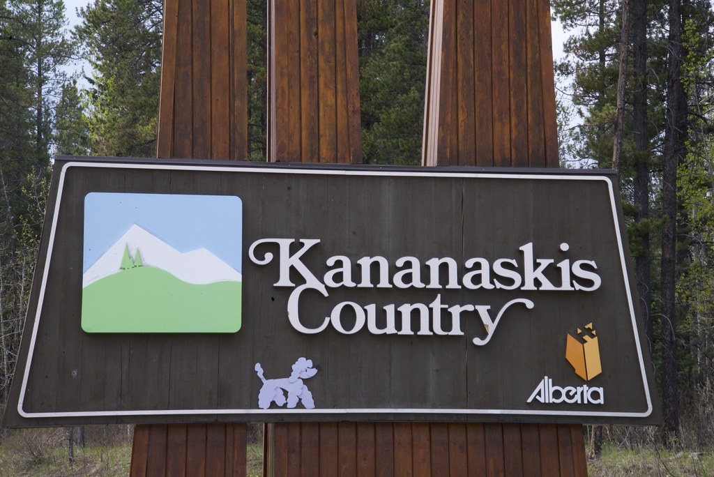 Kananaskis entry Percy wanted to get a good look at the en… Flickr