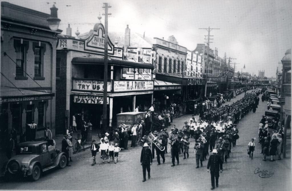 Funeral procession, Dwyer, High Street, Maitland, N… Flickr
