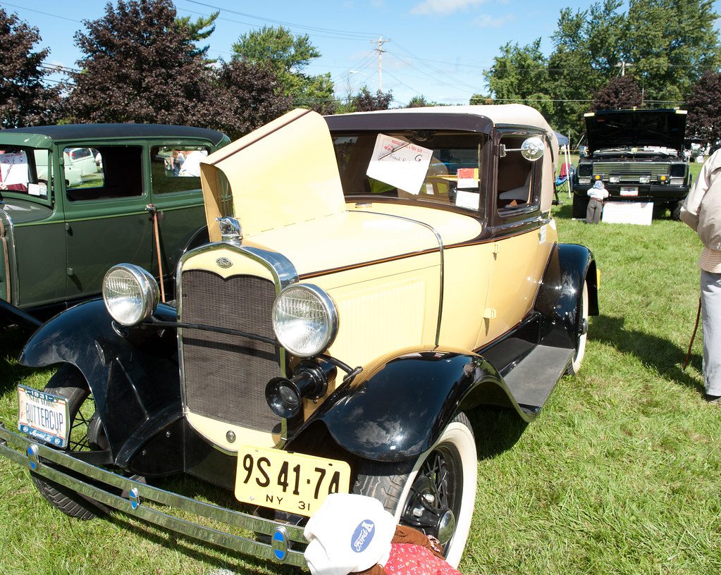 DSC_6452 Wampsville New York Car Show sept 89 2013 Puglisi