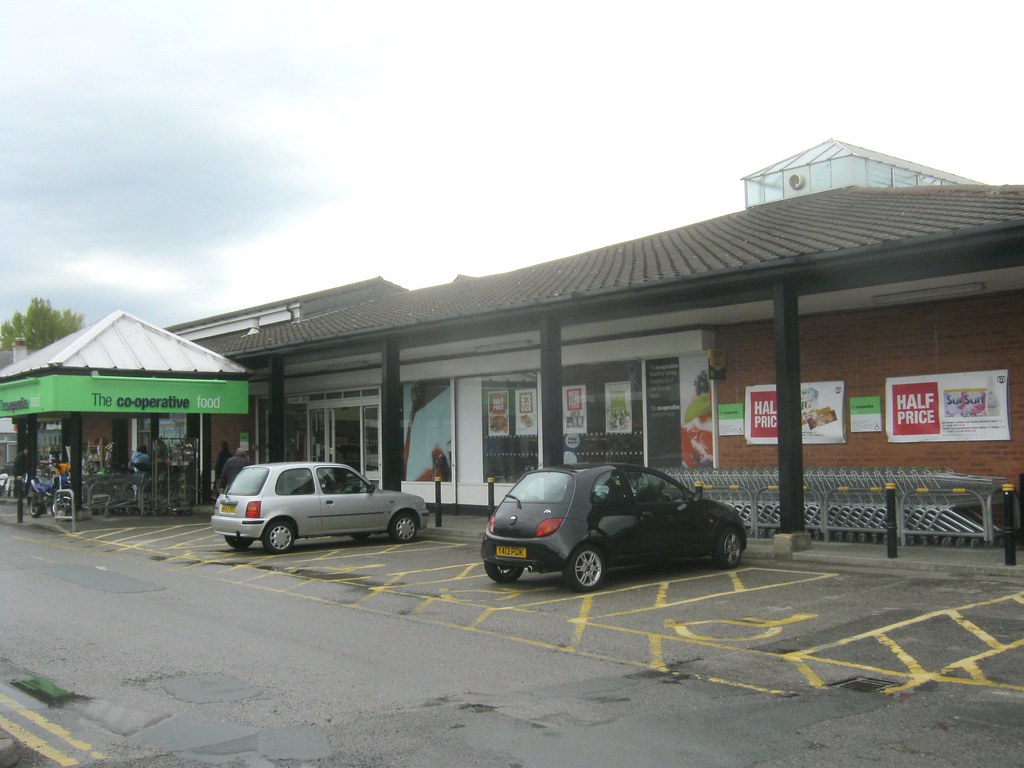 MORETON NWRG [1b] (280 Holyoake Rd, Moreton, Wirral, Merse… Flickr