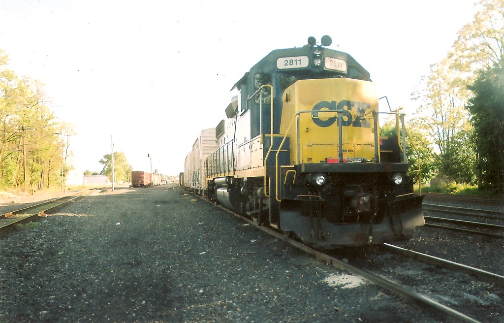 CSX GP382 2811 Resting in Kingston Yard William Brown Flickr
