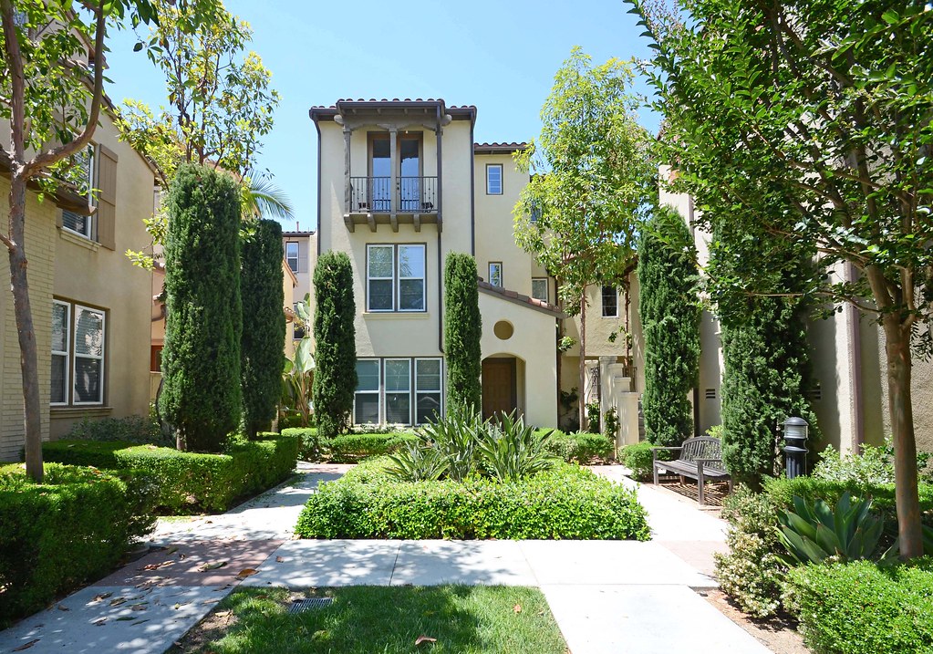 310 Tall Oak, Irvine Flickr