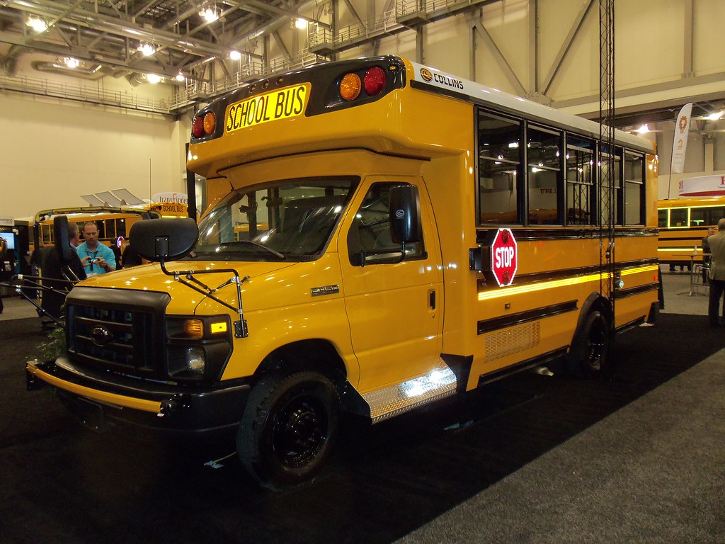 Collins_Ford Collins NexBus on Ford chassis. Photo taken a… Flickr