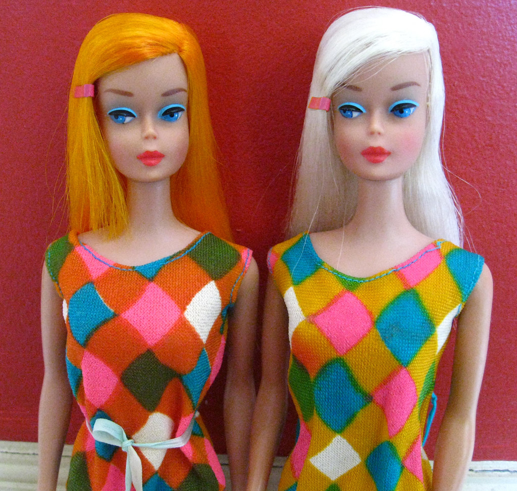 Color Magic Barbie Original Scarlet & Platinum Color Magic… dal's