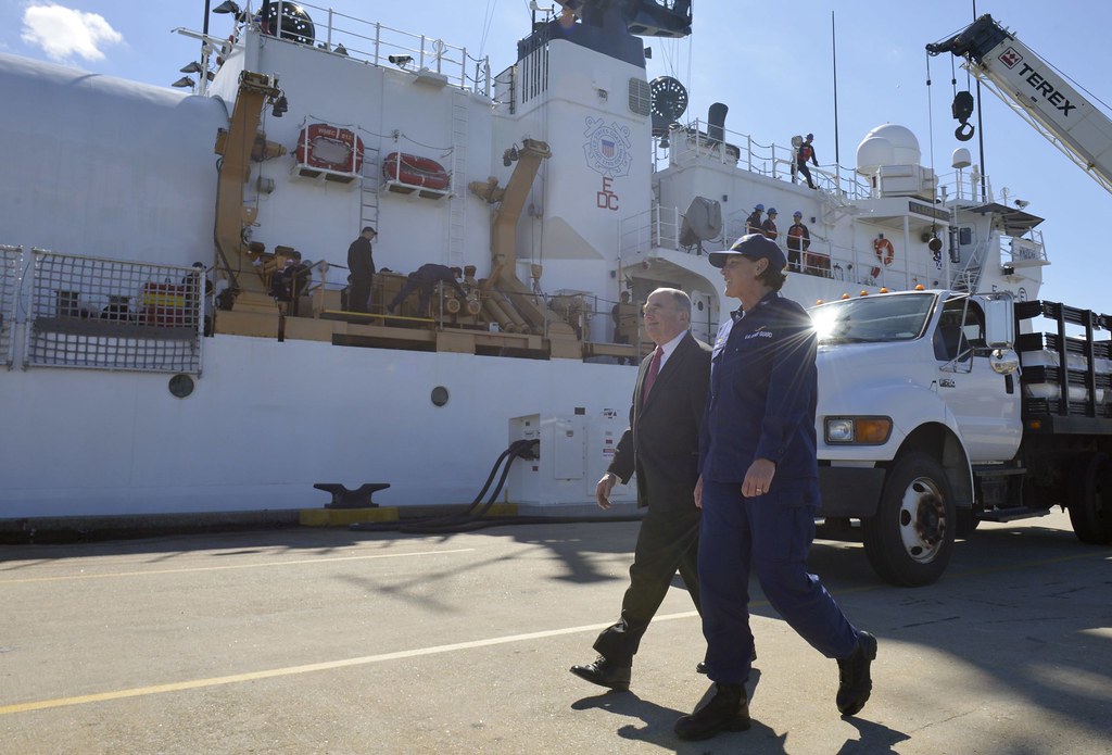 Base Portsmouth command hosts tour for City of Portsmouth,… Flickr