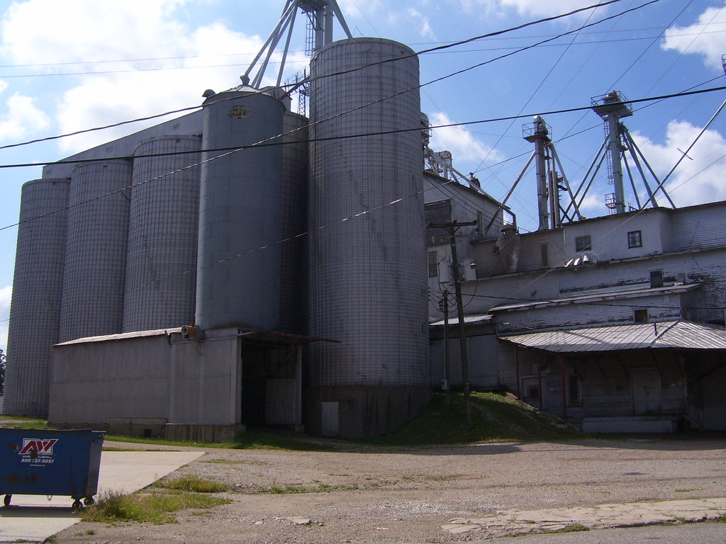 Cayuga, Indiana Grain Elevators Karas Hall Flickr