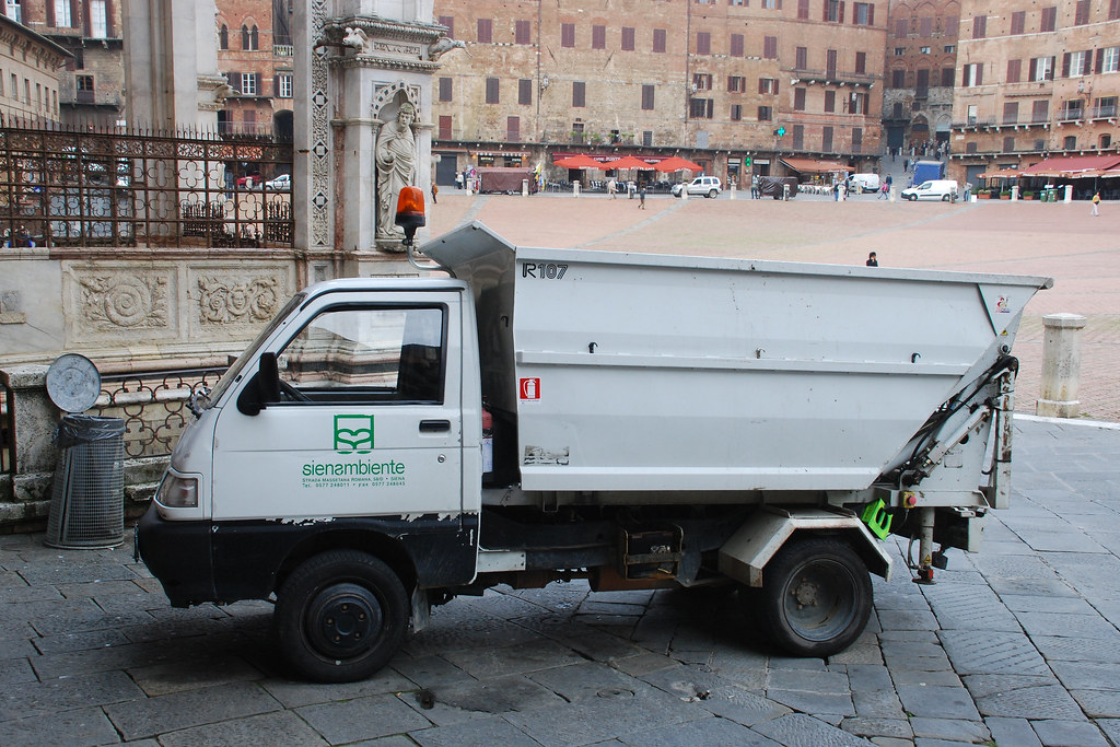 Siena Trash Truck Small garbage truck on the Piazza del Ca… Flickr