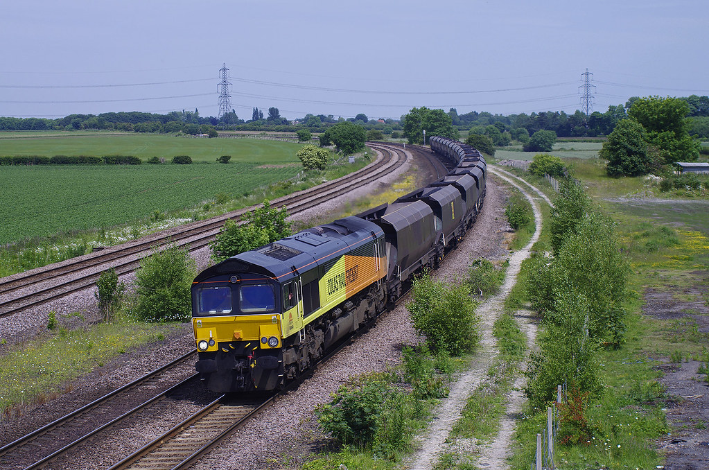 PEN0495 66846 Takes The Line To Knottingley At Burton Salm… Flickr