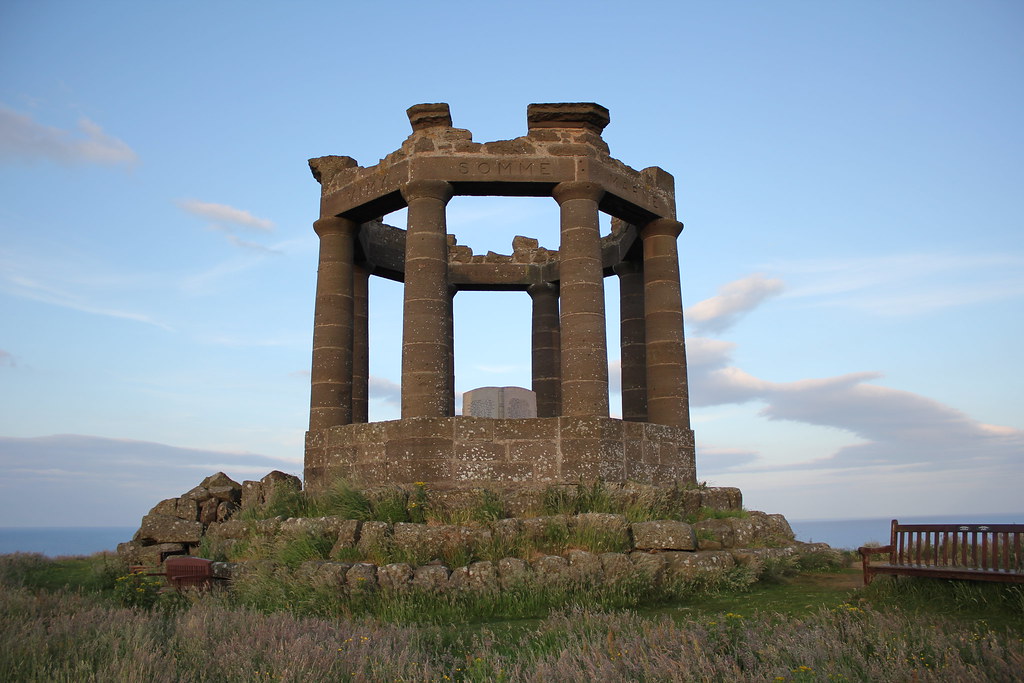 The Folly of War The outsides of the lintels on the Stoneh… Flickr