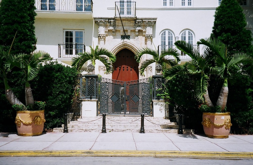 Entrance Gianni Versace Mansion Olympus Infinity Zoom 70 a… Flickr