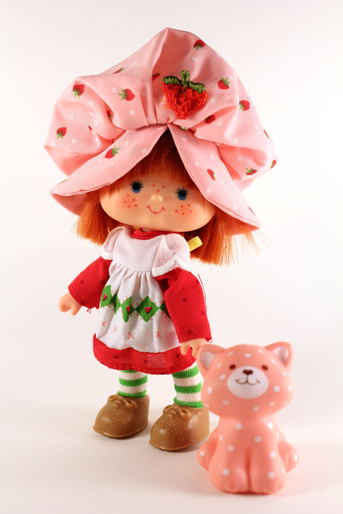 Strawberry Shortcake with Custard Cat Jos Sawyer Flickr