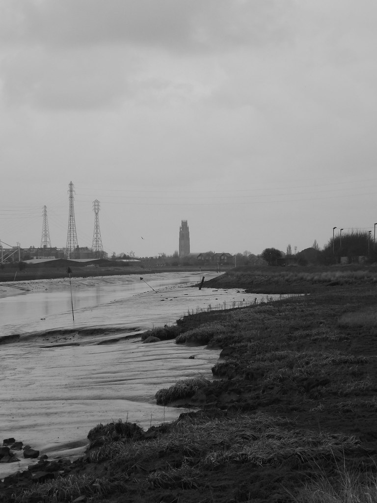 Boston (Lincs) April 2013 Haven, Stump in the distance Flickr