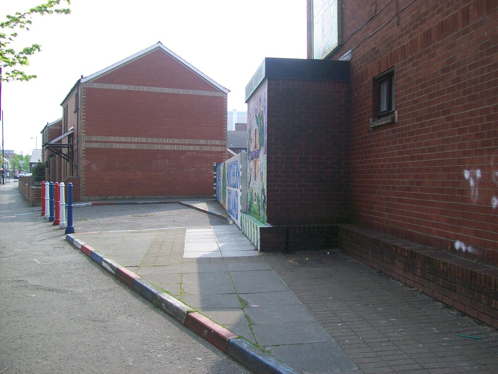 38 Belfast Sandy Row 2 38 Belfast Sandy Row 2 Flickr