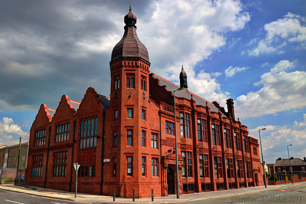 The Florrie The Florence Institute Mill Street Liverpool 8… Flickr