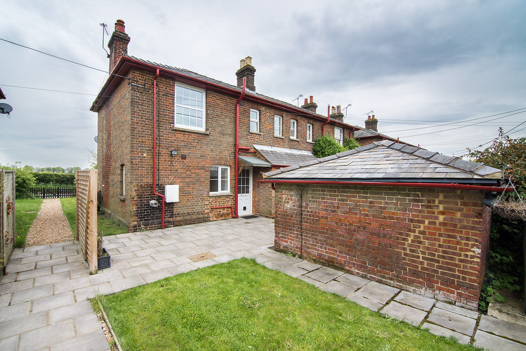 West Hyde, Luton Hoo Estate A beautiful cottage on the ver… Flickr