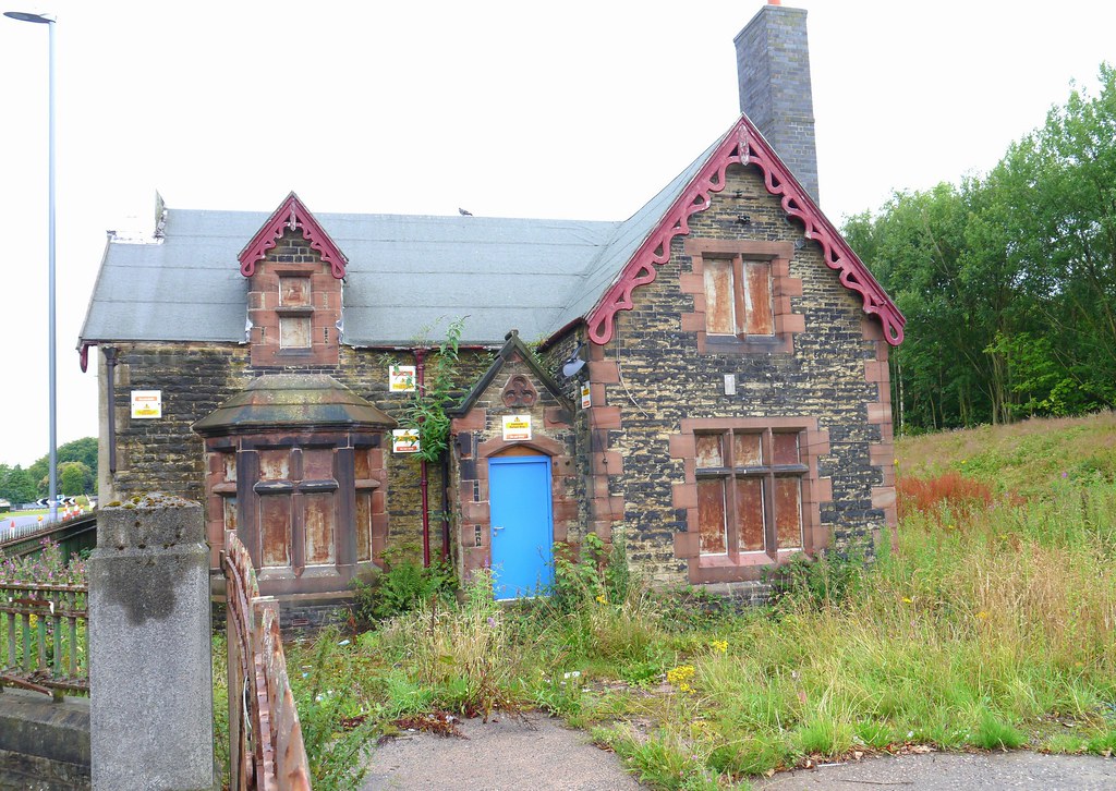 House adjacent to the Water Tower, Prescot. Jeff Flickr