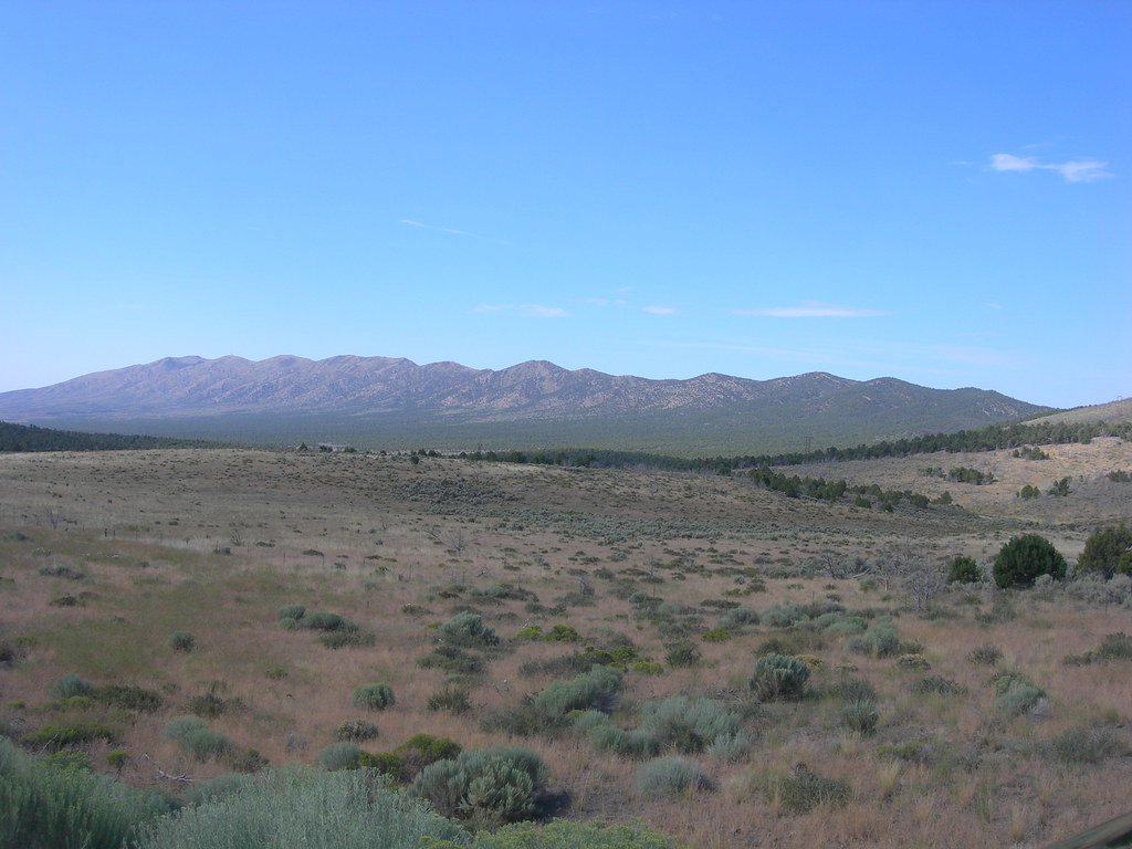 The White Pine Mountains US Hwy 50 in western White Pine C… Flickr
