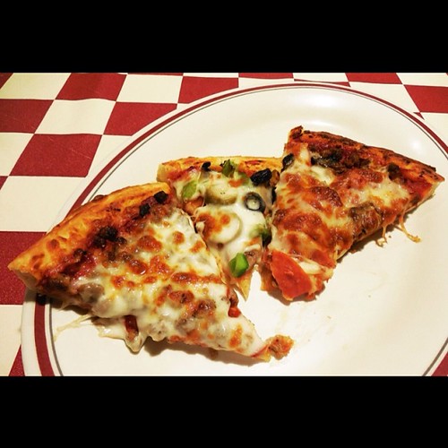 Val's pizza...Nebraska comfort food vals valentinos val… Flickr