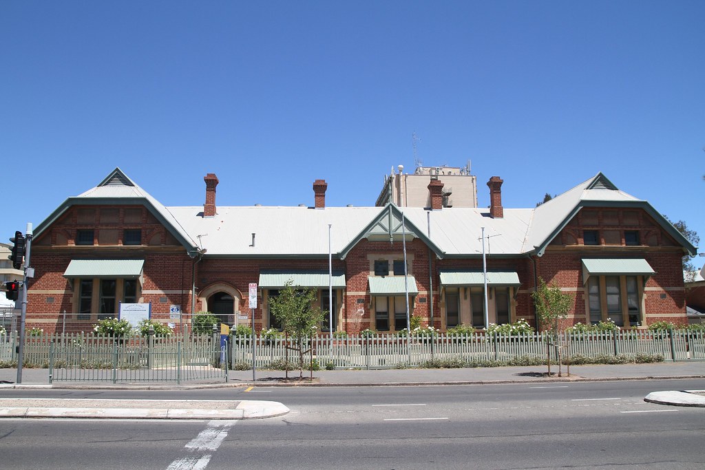 Gilles Street Primary School, 2014 101119 Gilles Street, … Flickr