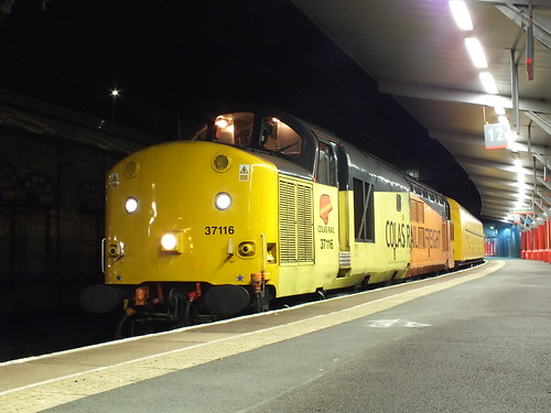 37116 in Crewe Station 37116 at the head of 3Q12 derby to … Flickr