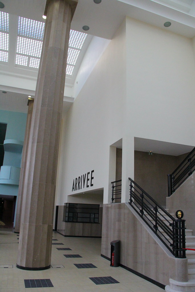 Le Bourget Terminal "Salle des Huit Colonnes" Clemens Vasters Flickr