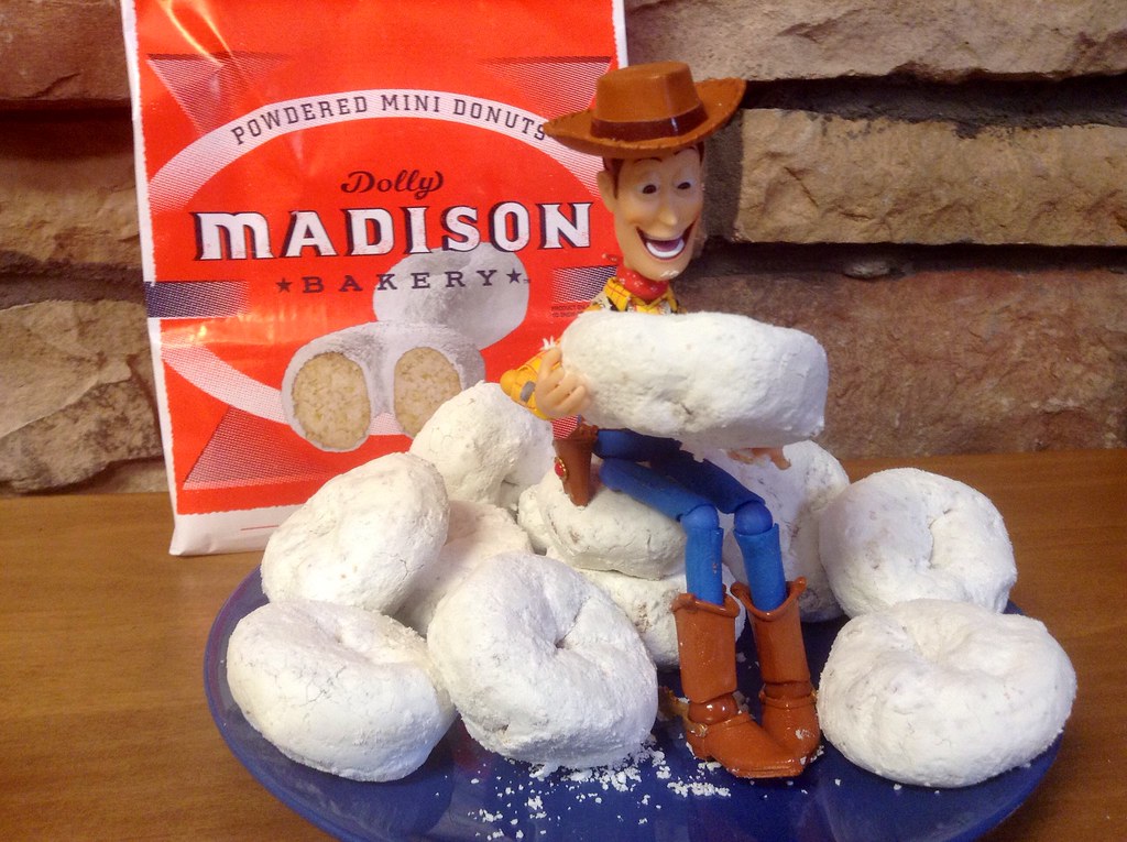 Dolly Madison Bakery Little Powdered Donuts. 5/2014 Powder… Flickr