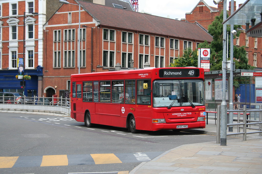 SN55 HKG Hammersmith bus station sees London United DPS704… Flickr